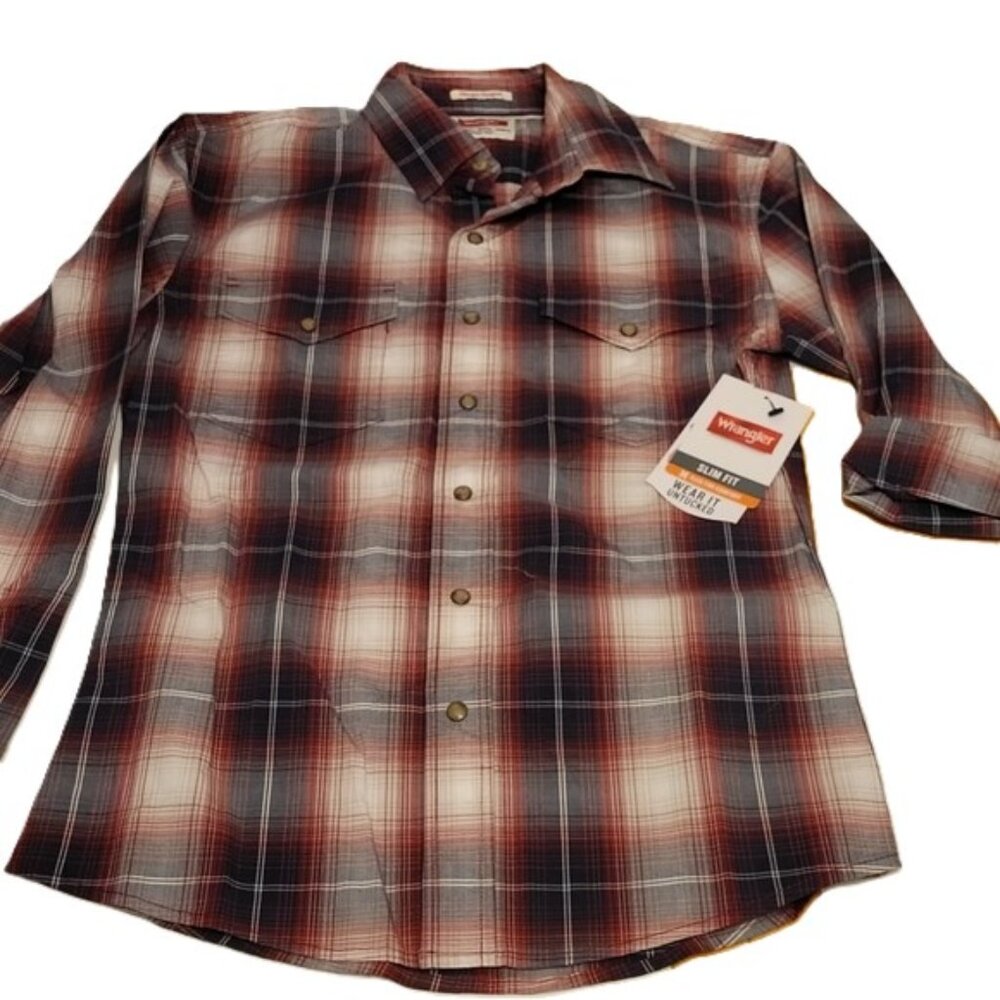 Wrangler western slim flex fit snap button LS  size small
